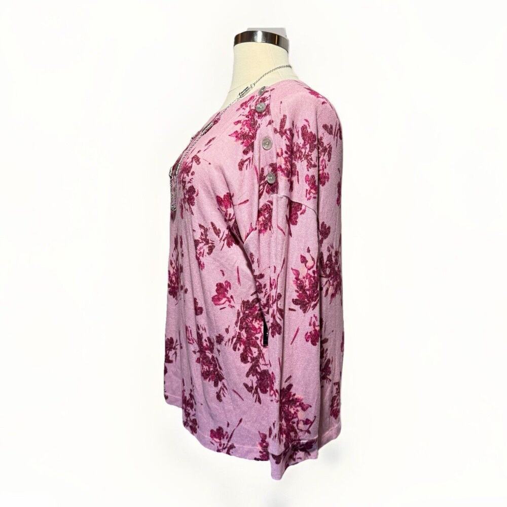A.N.A. Mandy Sweater Floral Ruby Women’s Size 1X Shoulder Buttons - Picture 2 of 10